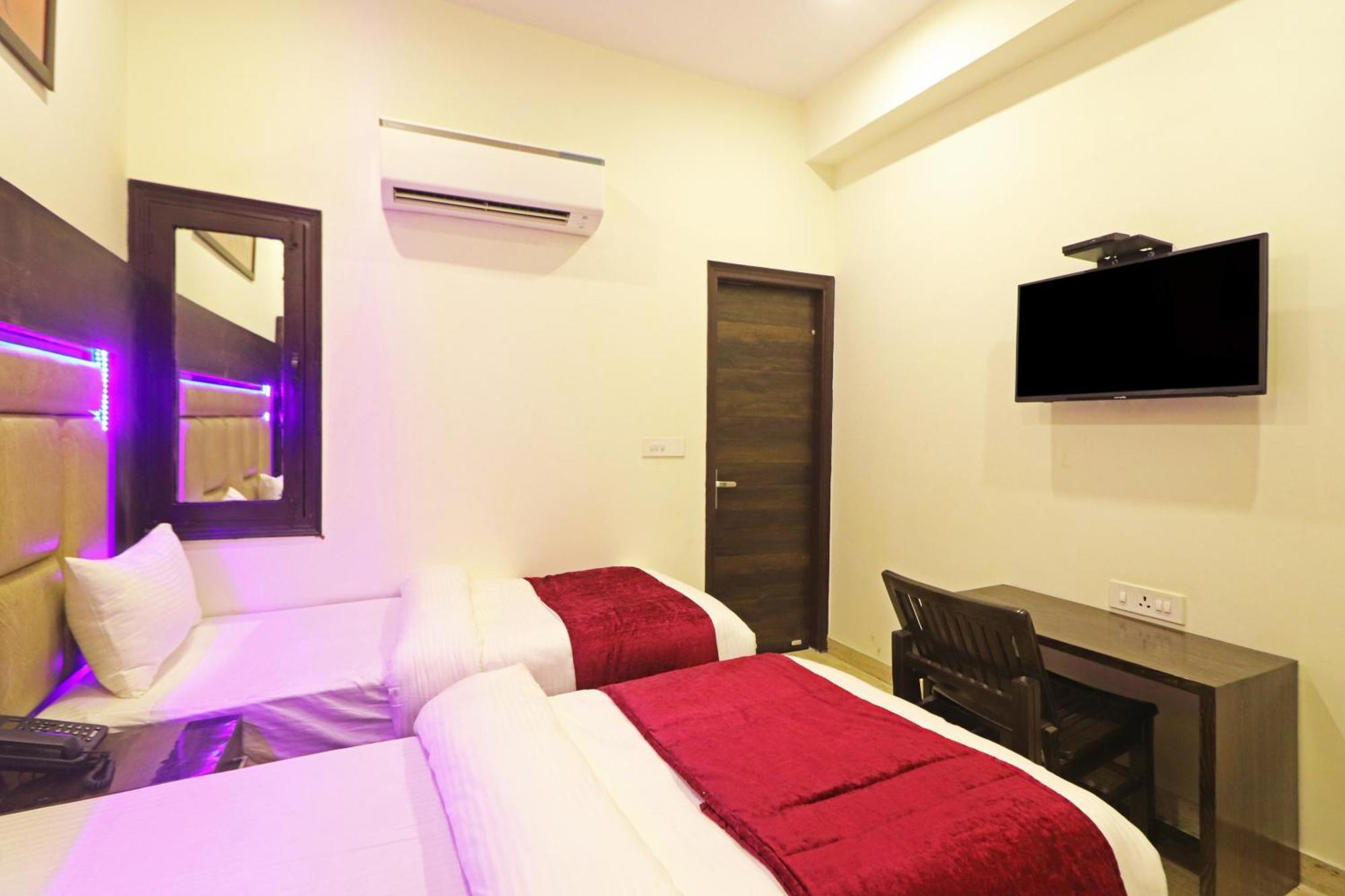 Kiara Near Delhi Airport - Free Airport Drop