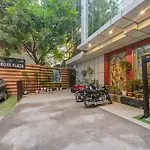 Hotel Gross Plaza Near The Airport Of Delhi